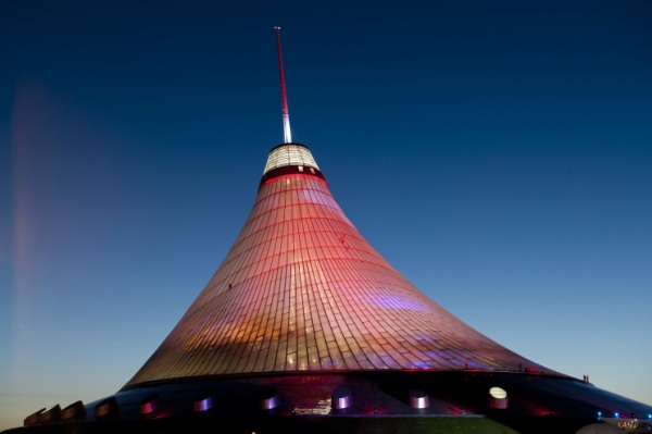 Khan Shatyr_Entertainment_Centre_02