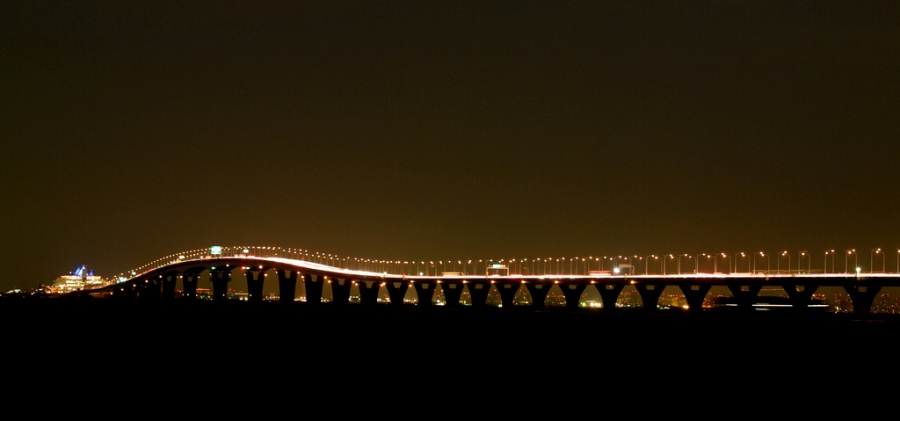 Tokyo-Bay-Aqua-Line2