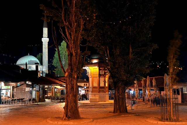 bascarsija sarajevo_night