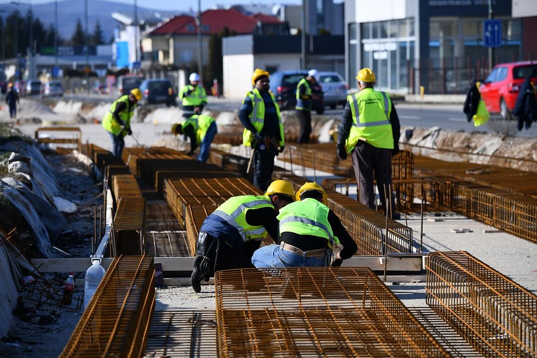 tram pruga hrasnica apr 2025 foto vlada ks