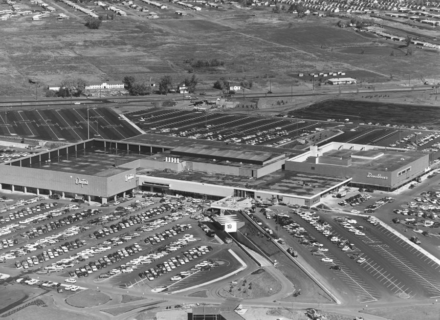 19. Southdale Center Daytons Edina MN 1956